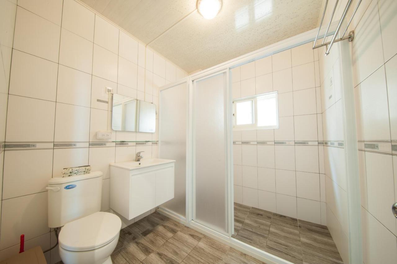 D.C. Inn Манонг Екстериор снимка